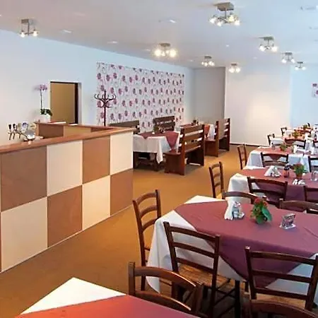 Hotel Bike-hotel Medenec 3*