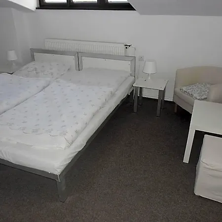 Ξενοδοχείο Bike-hotel Medenec 3*