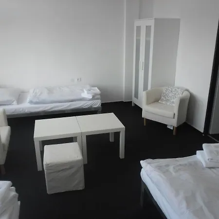 Bike-hotel Medenec 3*